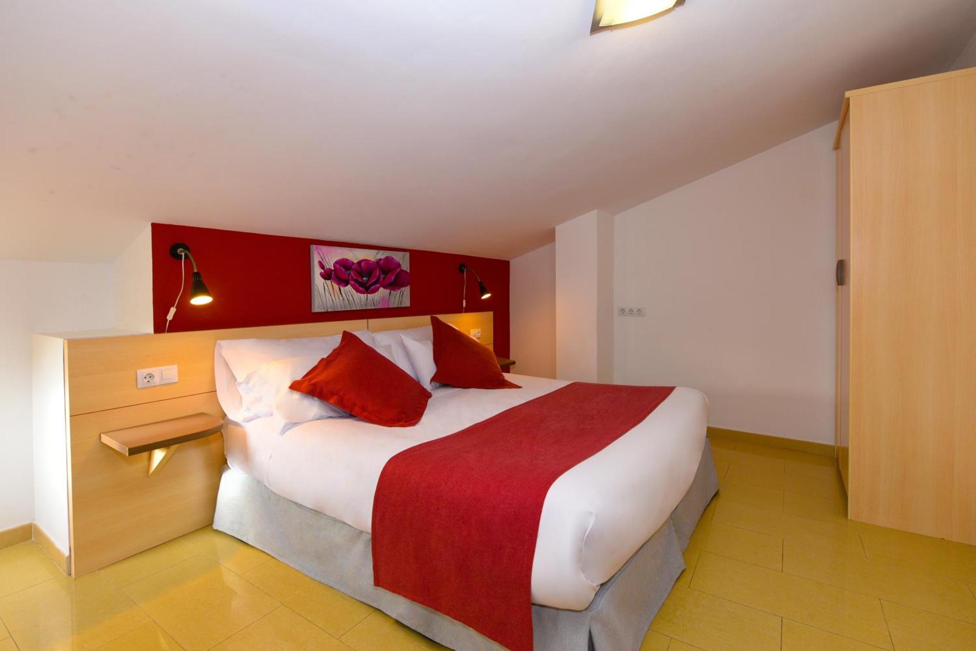 Neptuno Apartments Calella Quarto foto
